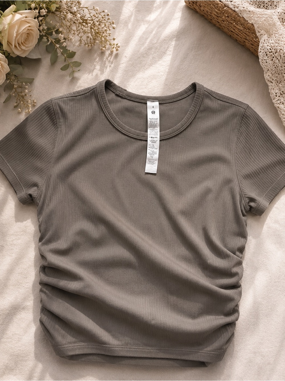 Lululemon Ribbed Ruched Side Short Sleeve /Nomad/ Size 4 - Picture 6 of 6
